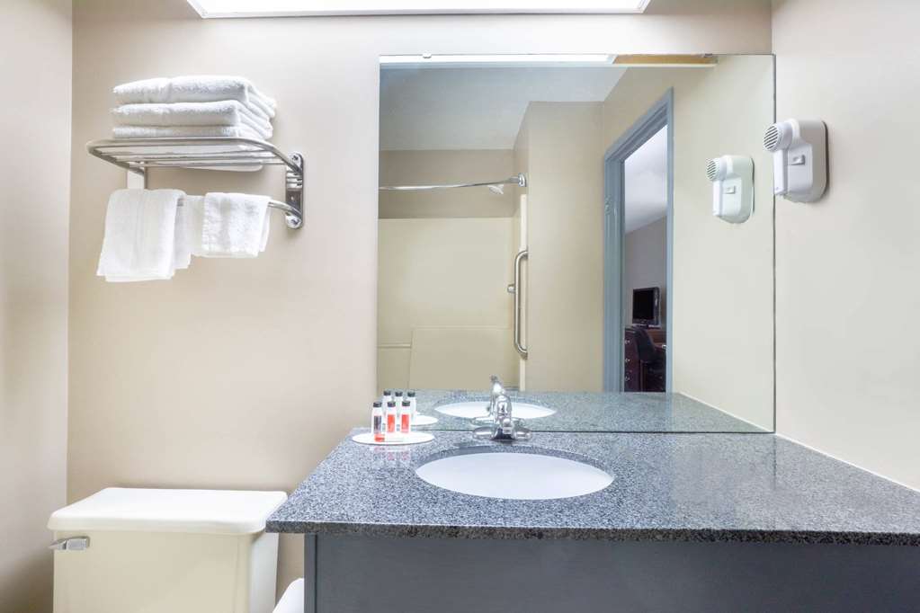 Super 8 by Wyndham Harrison OH - photo 11