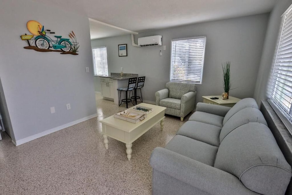 Ocean Eleven Suites - photo 25