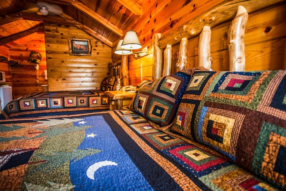 Bryce Country Cabins - photo 7