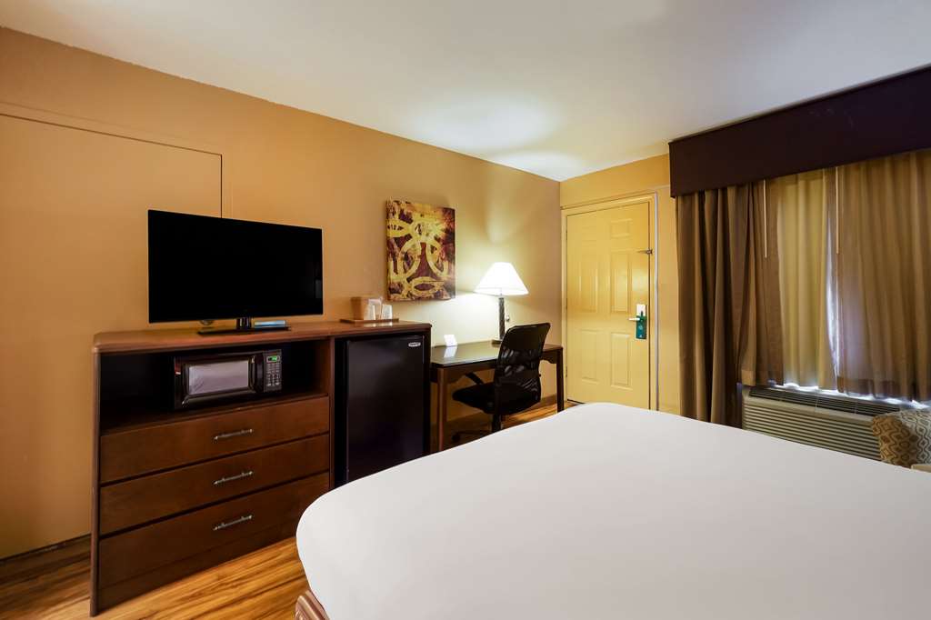 Quality Inn & Suites West Helena - photo 20