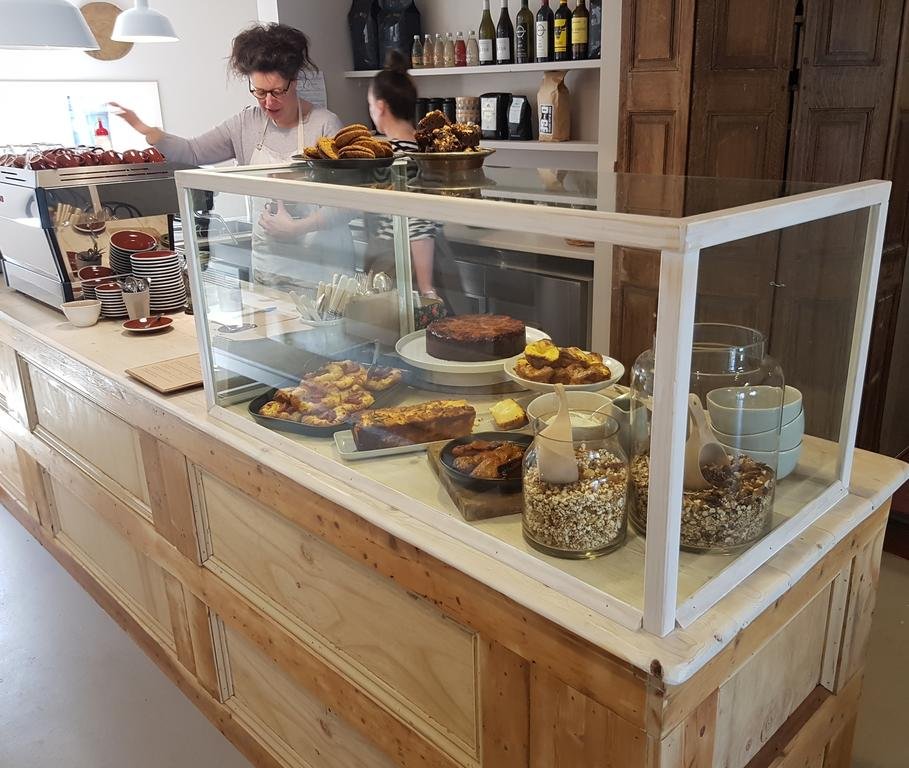 Apple Annies Bakery Cafe & Accommodation — Castlemaine — photo 4