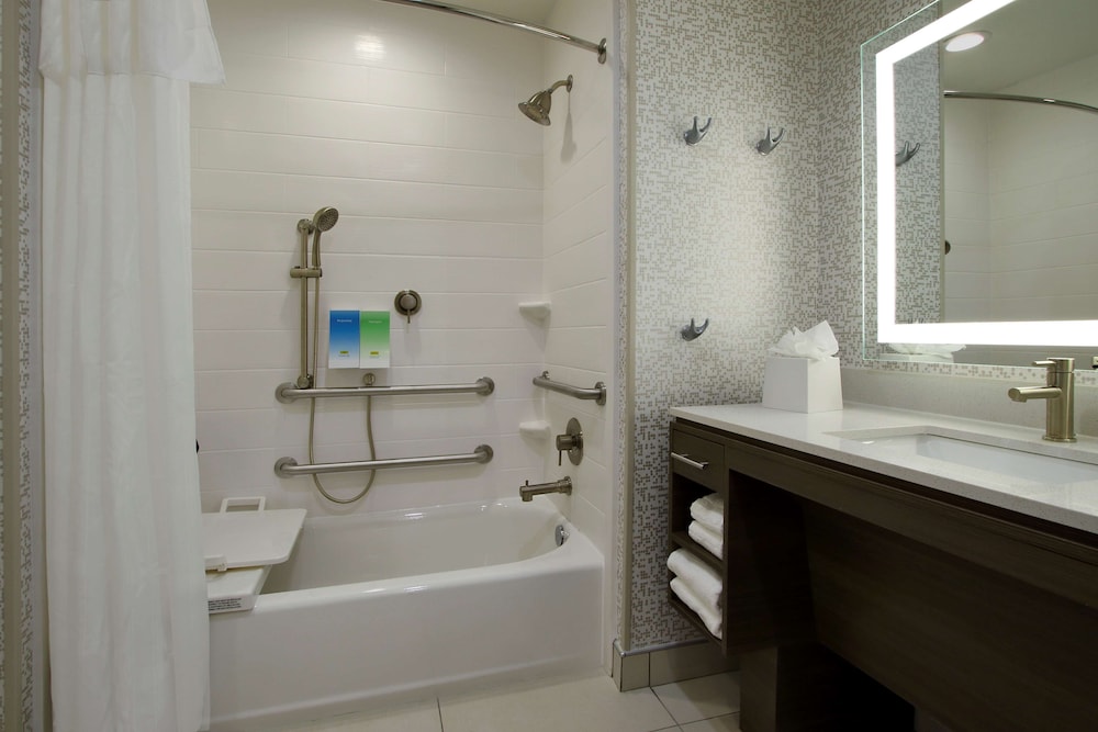 Home2 Suites by Hilton Beaumont - photo 47