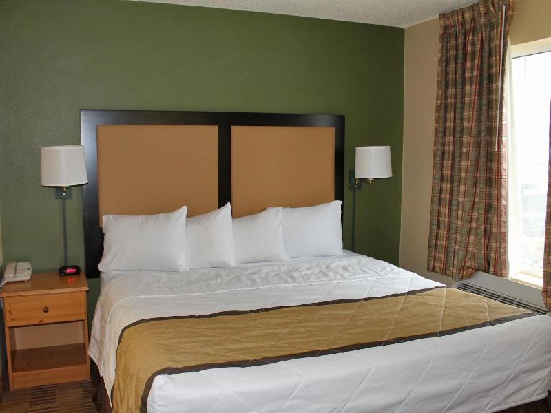 Extended Stay America Suites Chicago Schaumburg Conv Center - photo 21