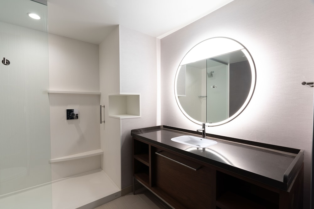 Courtyard by Marriott Marina del Rey - photo 21