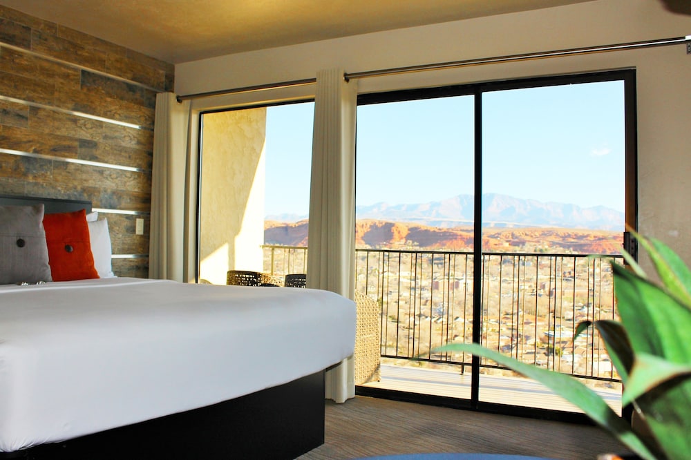Inn on the Cliff - photo 34