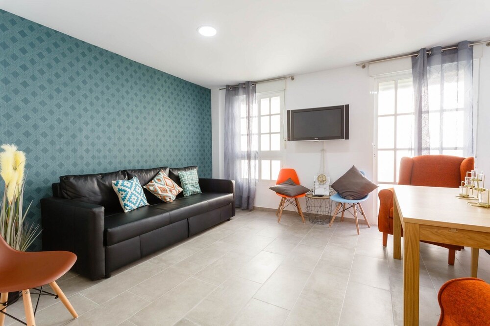 Pasacalles Home By Cadiz4rentals — 4-Star Luxury Hotel in Cadiz, Spain