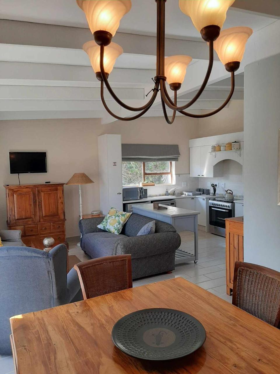 Malva Manor Self Catering Pet Friendly in Mossel Bay, South Africa