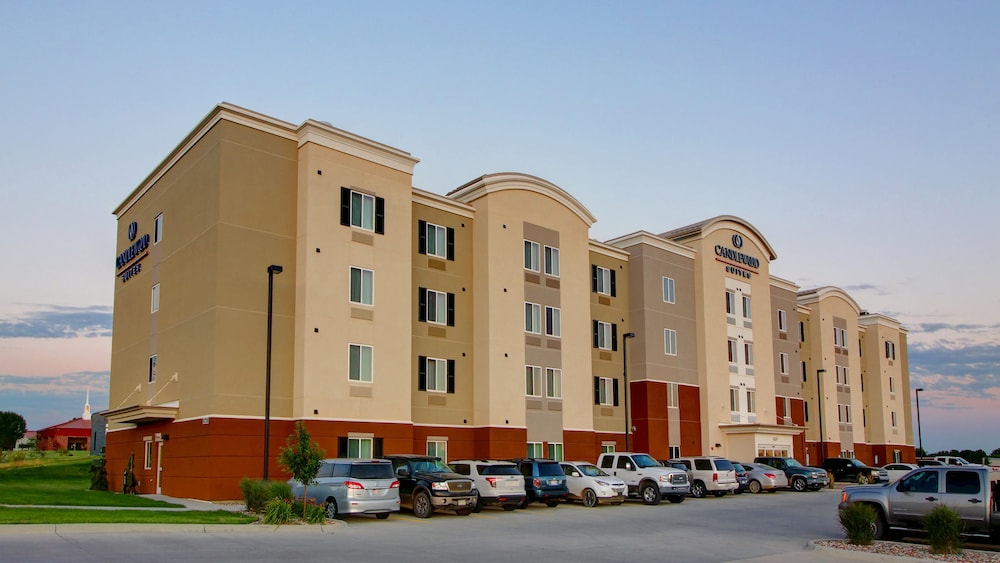 Candlewood Suites Sioux City Southern Hills by IHG - photo 42