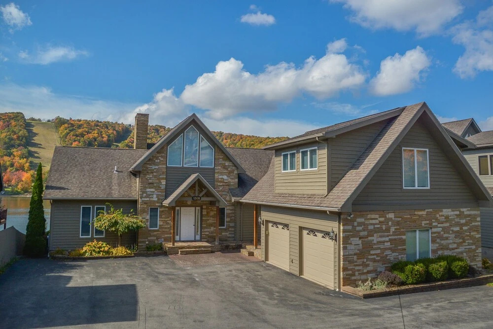 Lake Escape — hotel in Mchenry