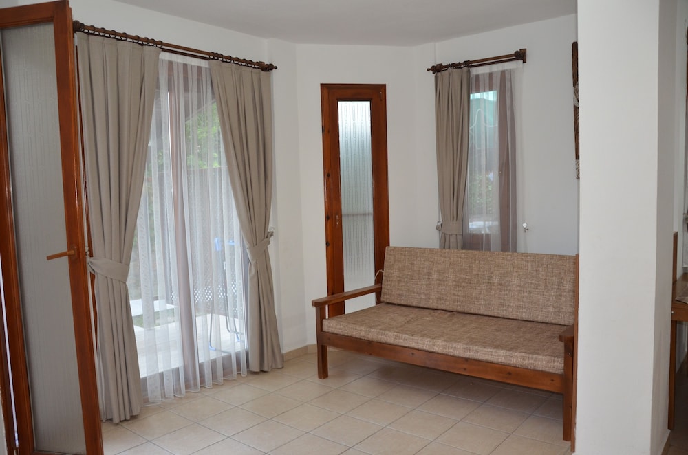 Palmiye Apart Otel in Ula, Turkey