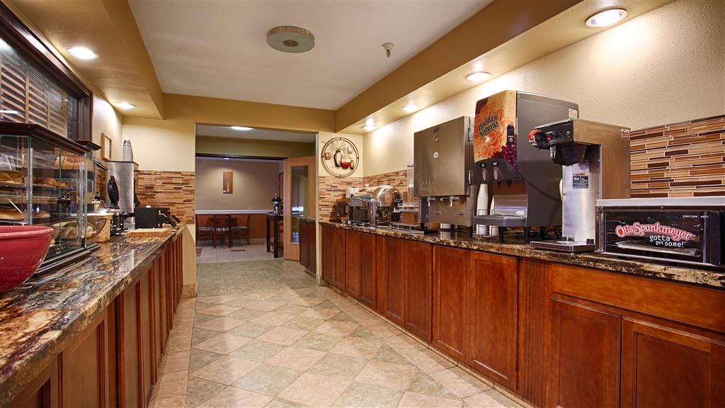 Best Western Alexandria Inn - photo 19