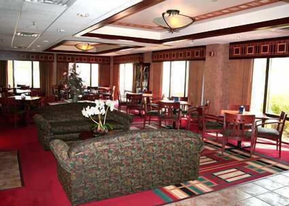Hampton Inn Seymour - photo 37