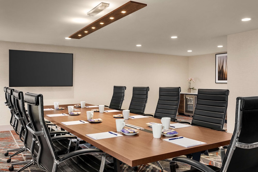 Doubletree by Hilton Columbus Dublin - photo 31