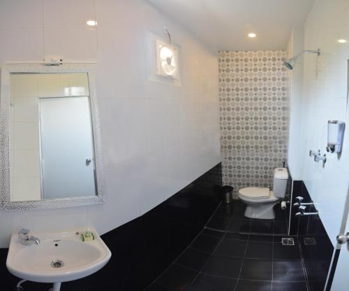 Mamalla Bhavan in Seven Pagodas, India