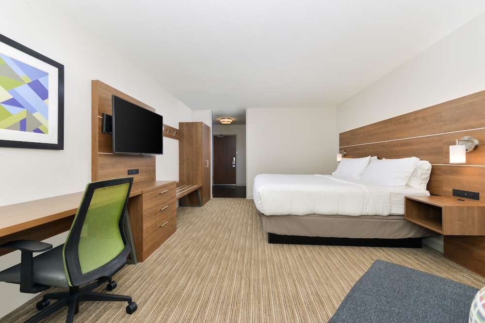 Holiday Inn Express & Suites Ogallala by IHG - photo 16
