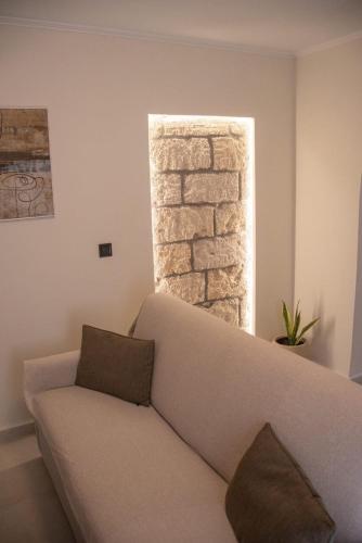 Hidden Petra Luxury Suites in Ialysos, Greece