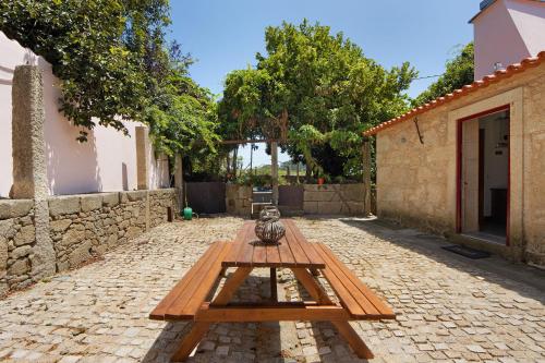 Villa Casa do Outeiro — 4-Star Luxury Hotel in Vila Do Conde, Portugal