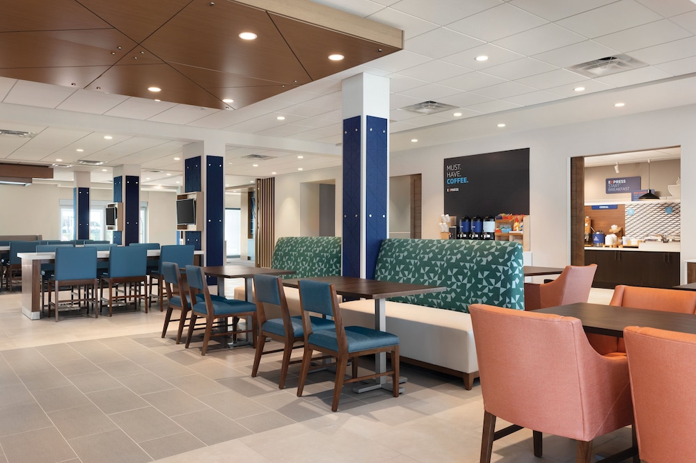 Holiday Inn Express Cape Canaveral by IHG - photo 46