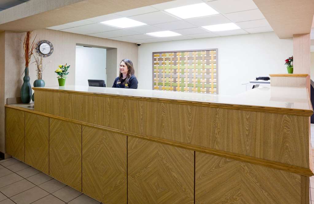 La Quinta Inn by Wyndham Minneapolis Airport Bloomington - photo 11