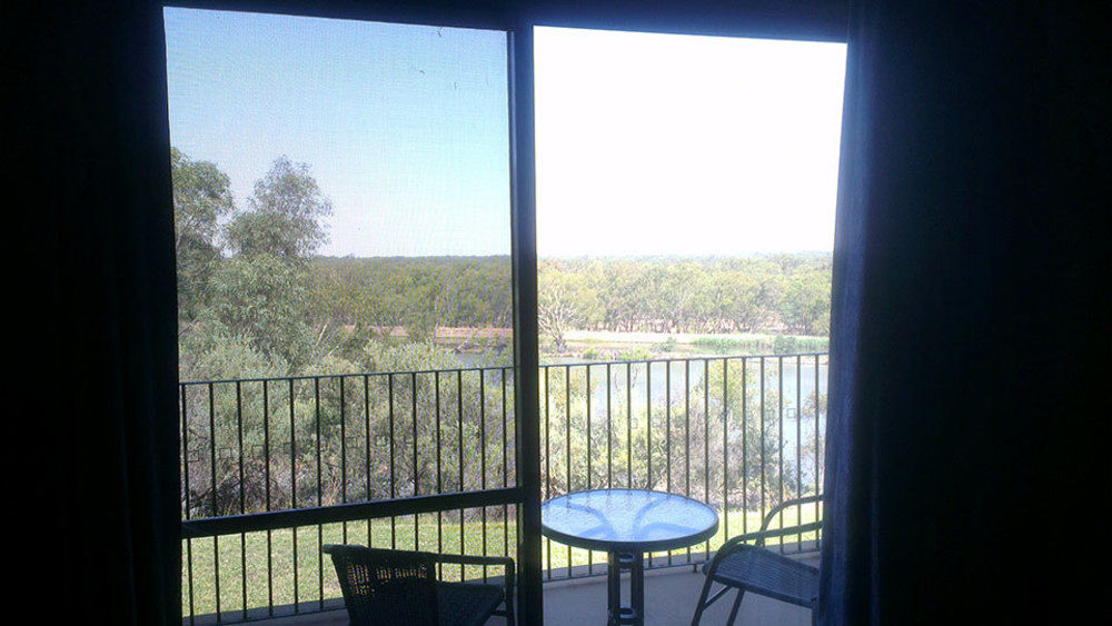 Lake Talbot Tourist Park — Narrandera — photo 3