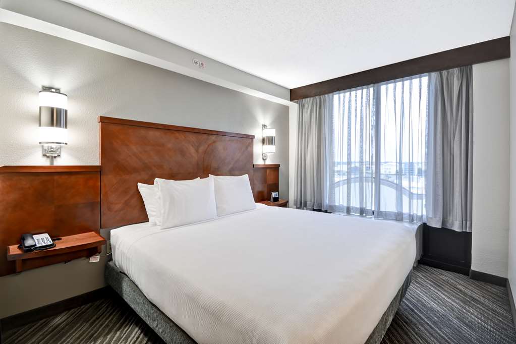 Hyatt Place Baton Rouge I 10 - photo 26