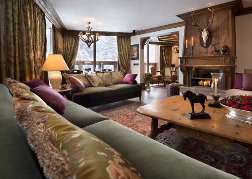 Appartement d'Exception Domaine du Jardin Alpin Courchevel 1850 — 4-Star Luxury Hotel in Courchevel, France
