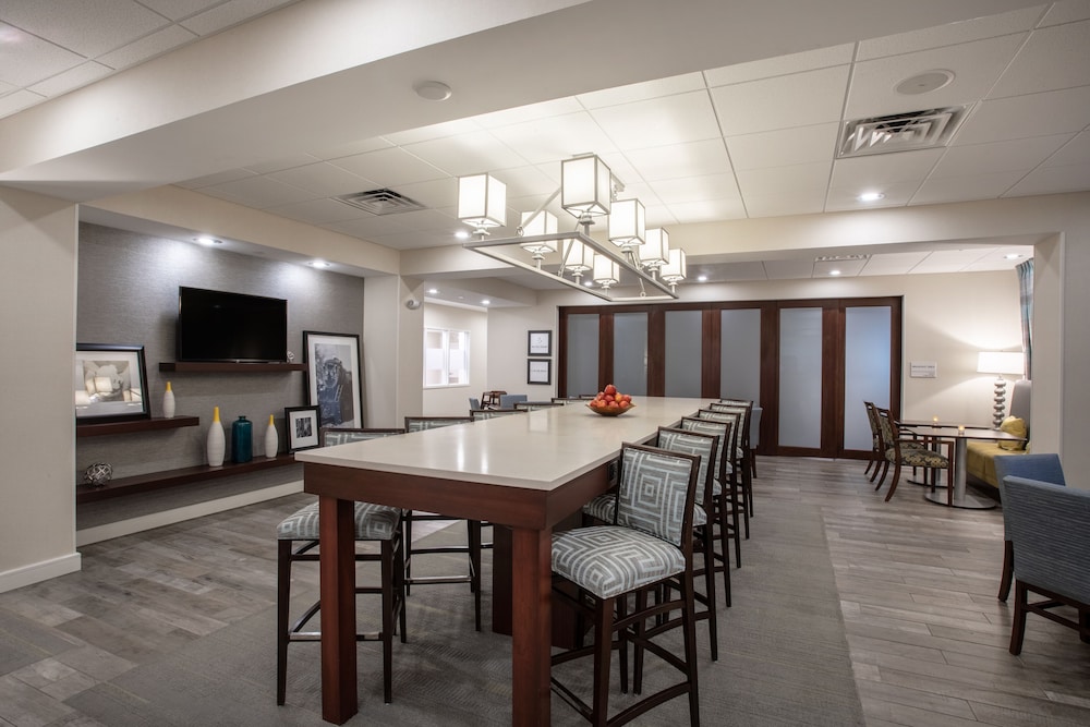 Hampton Inn Boston Westborough - photo 33