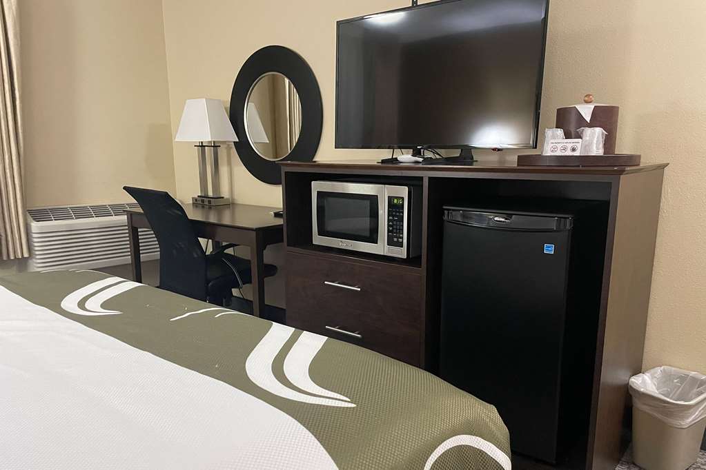 Quality Inn Ontario - photo 30