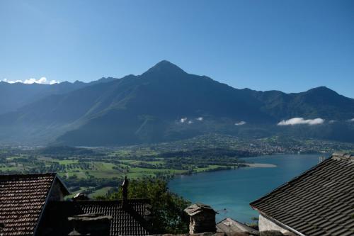 Appartamenti Montemezzo Le Case in Pietra — Sorico — photo 4