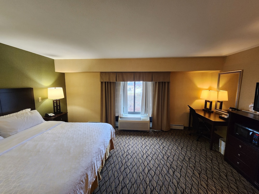 Wingate by Wyndham Kittanning - photo 11