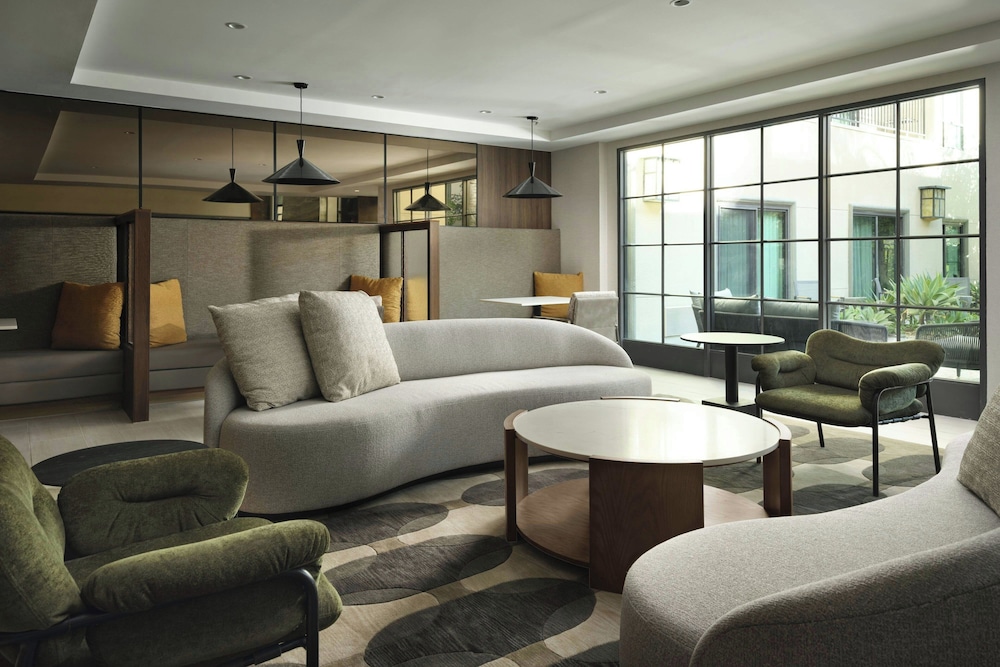 Courtyard by Marriott Pasadena Old Town - photo 5