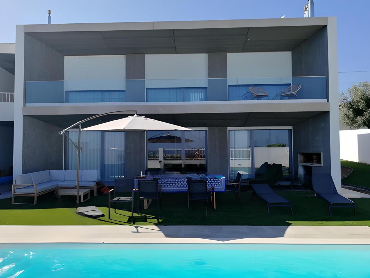 Villa Aurora — 4-Star Luxury Hotel in Caldas Da Rainha, Portugal