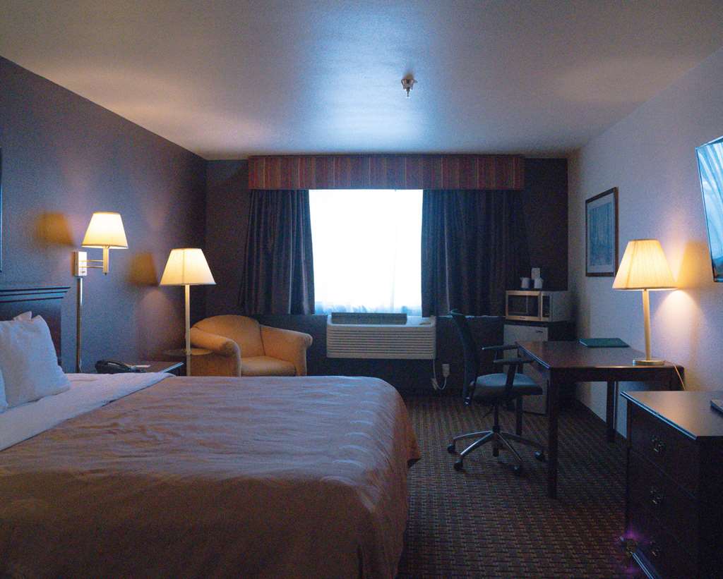 Quality Inn & Suites Yuma - photo 18