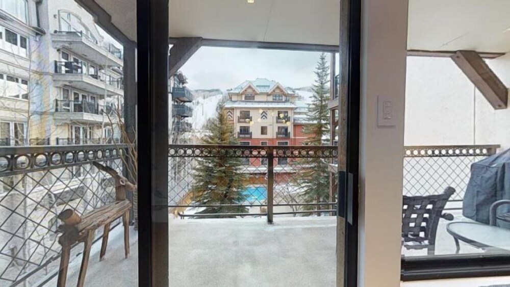 4 Bedroom Condo in Lionshead at Boutique Resort Within Walking Distance to the Eagle Bahn Gondola - photo 15
