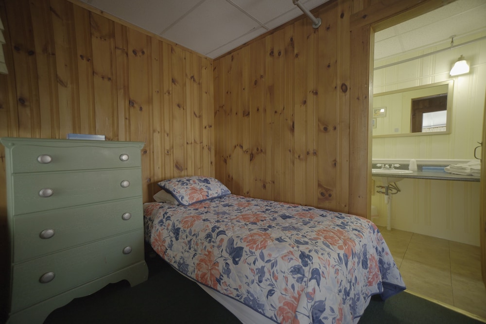 Betty Doon Hotel - photo 109