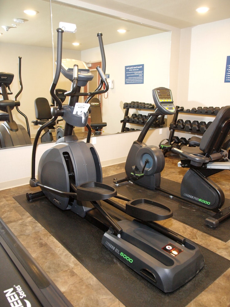Cobblestone Inn & Suites Vinton - photo 40