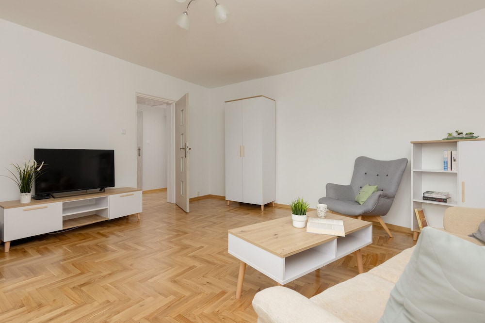 Soft Dream Apartment Warsaw Bemowo by Noclegi Renters — 4-Star Luxury Hotel in Warsaw, Poland