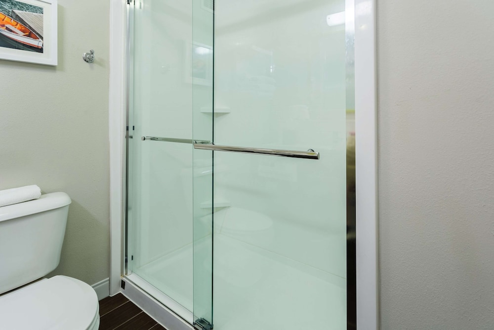 Hampton Inn Somerset - photo 43