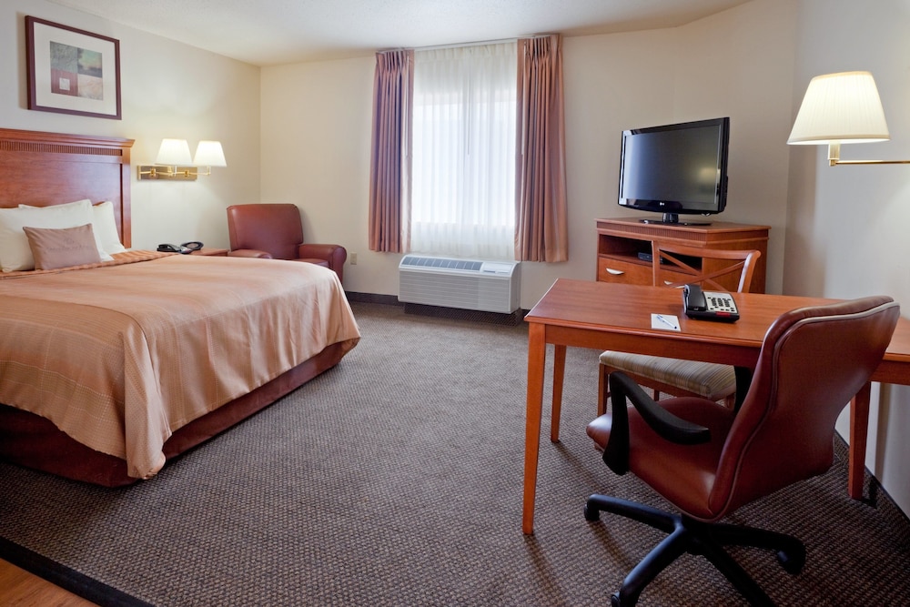 Candlewood Suites Williamsport an IHG Hotel - photo 3