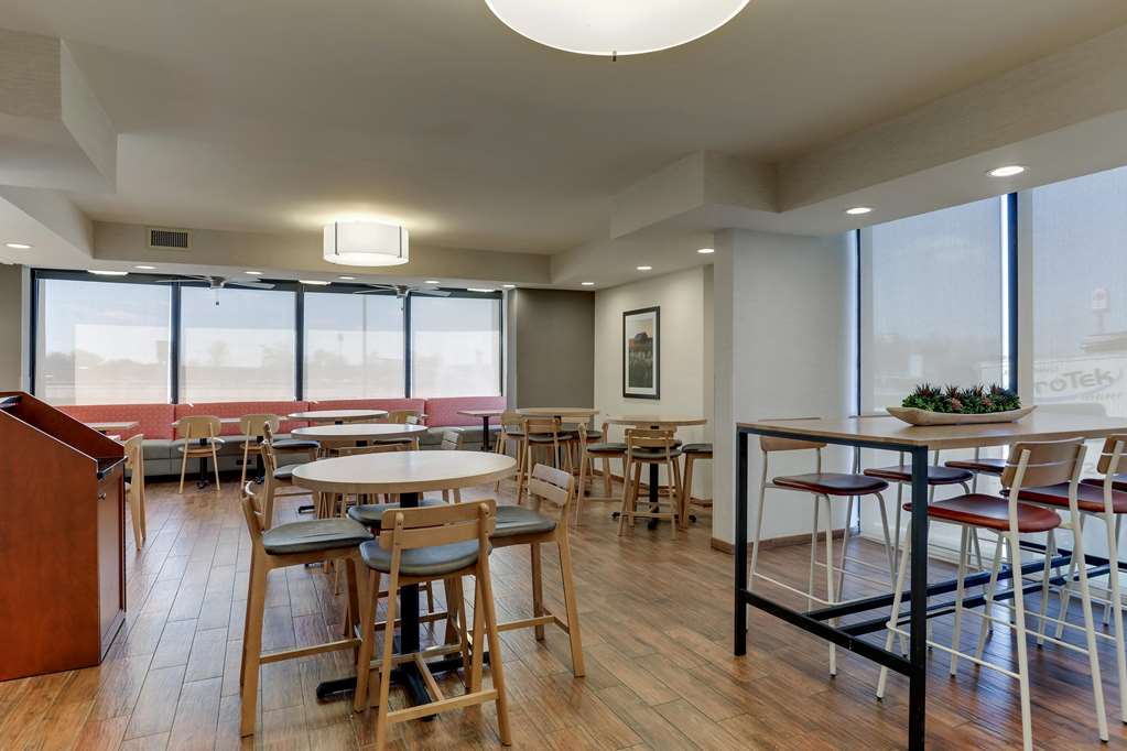 Drury Inn & Suites Marion - photo 4