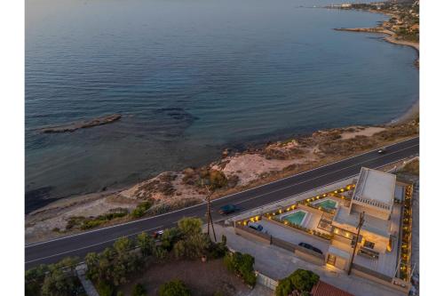 Elements Collection — 4-Star Luxury Hotel in Chloi, Greece