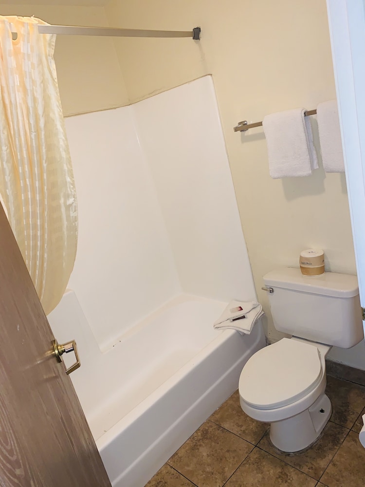 Americas Best Value Inn Phoenix I 10 West - photo 17