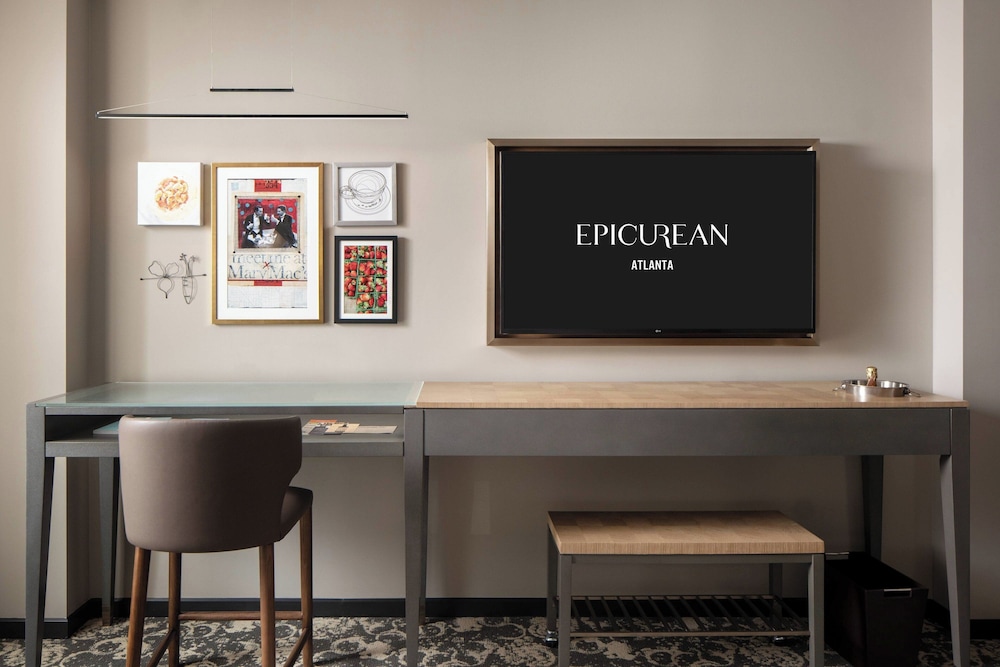 Epicurean Atlanta Autograph Collection - photo 22