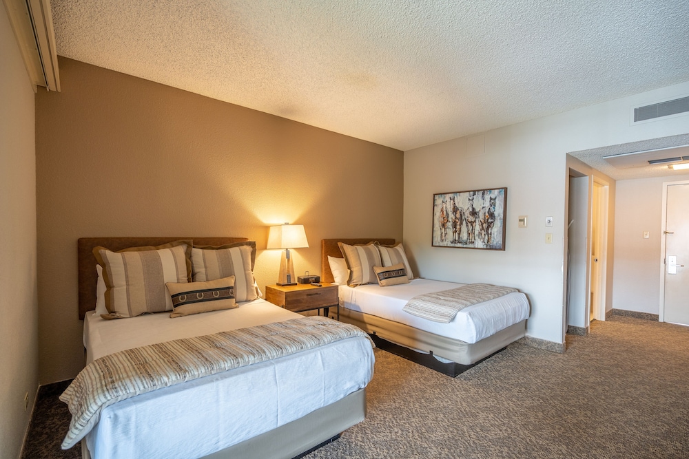 Kellogg West Conference Center and Hotel - photo 11