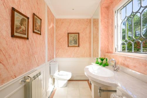 Villa at Quinta do PerA Golf and Country Club — 4-Star Luxury Hotel in Quinta Do Conde, Portugal