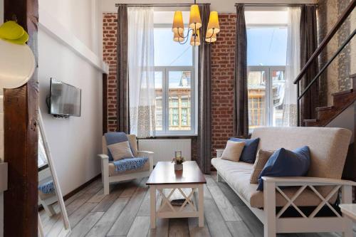 Freedom Square Studios