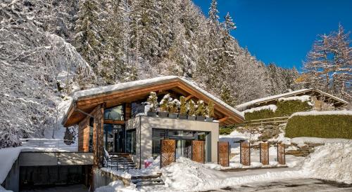 Chalet Belachat — 4-Star Luxury Hotel in Chamonix-Mont-Blanc, France