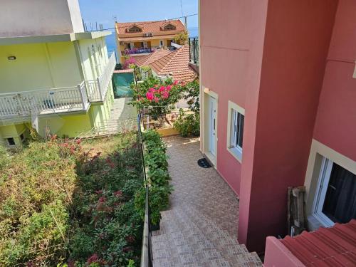 Eva's — 4-Star Luxury Hotel in Poros, Greece