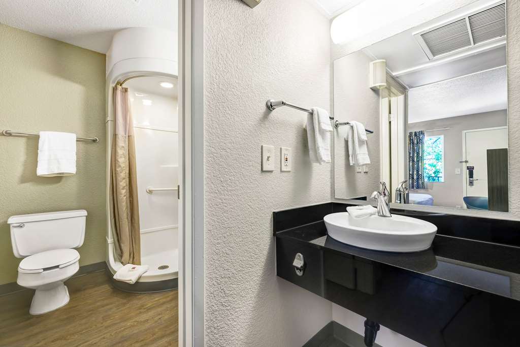 Motel 6 Issaquah WA Seattle East - photo 21