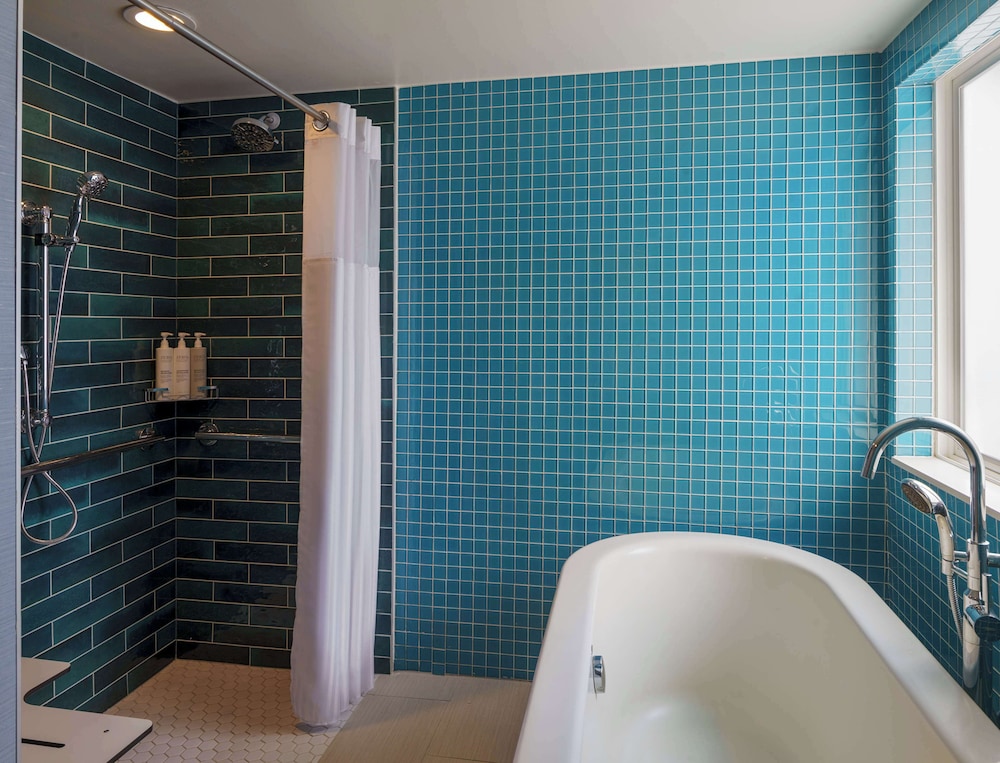 Hilton Garden Inn Dana Point Doheny Beach - photo 43